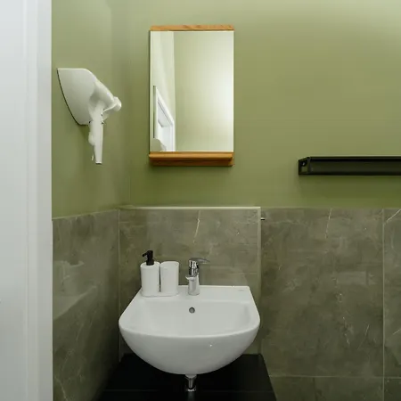 דירה Homely - Historic Building, 3 Bedrooms, Mauerpark, Family & Business