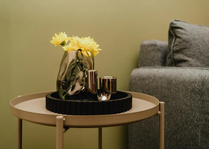 شقة Homely - Historic Building, 3 Bedrooms, Mauerpark, Family & Business برلين