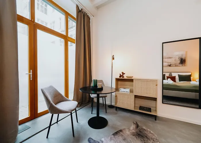 Homely - Historic Building, 3 Bedrooms, Mauerpark, Family & Business 公寓