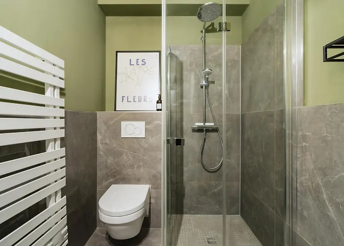 Homely - Historic Building, 3 Bedrooms, Mauerpark, Family & Business * 柏林