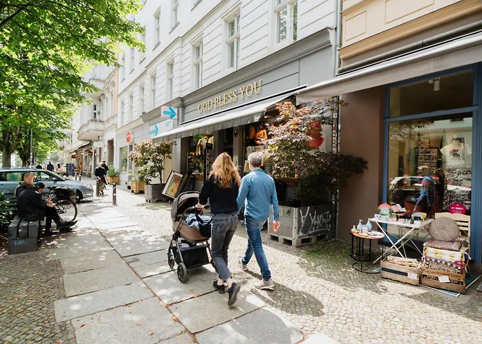 Homely - Historic Building, 3 Bedrooms, Mauerpark, Family & Business * 柏林