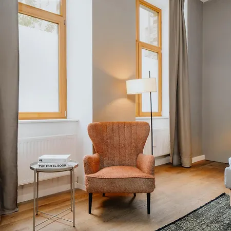 Apartmán Homely - Historic Building, 3 Bedrooms, Mauerpark, Family & Business Berlín