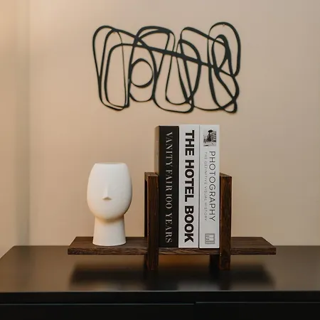 Homely - Historic Building, 3 Bedrooms, Mauerpark, Family & Business Apartmán